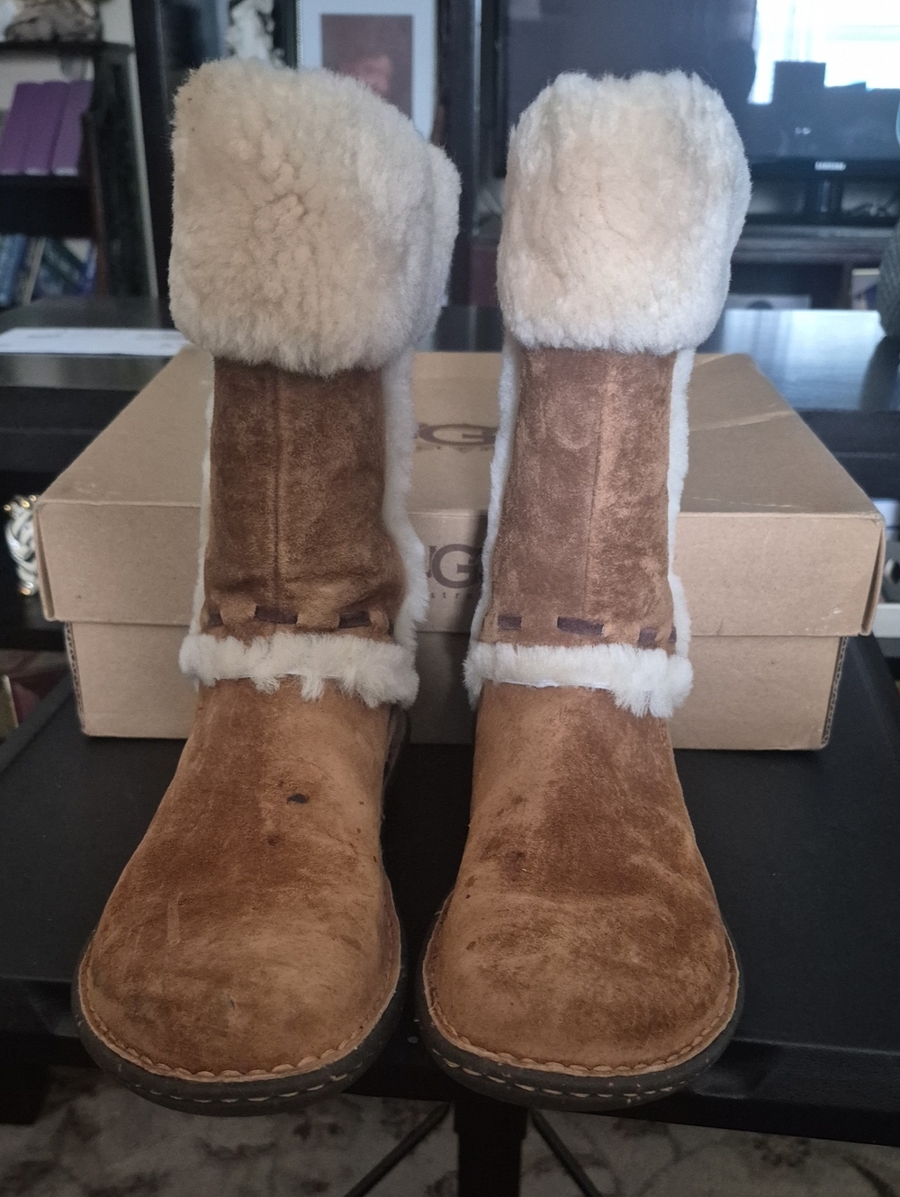 UGG Cozy Shearling-Lined Women's Suede Boots - Chestnut